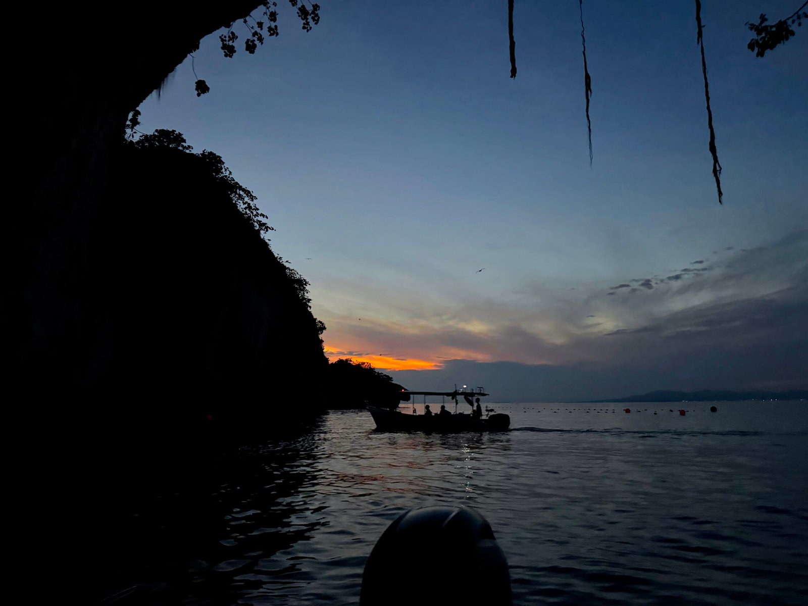 Guests preparing for a sunset boat tour from Mismaloya